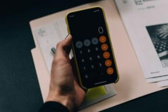 私人借钱10万月利息多少钱合法？